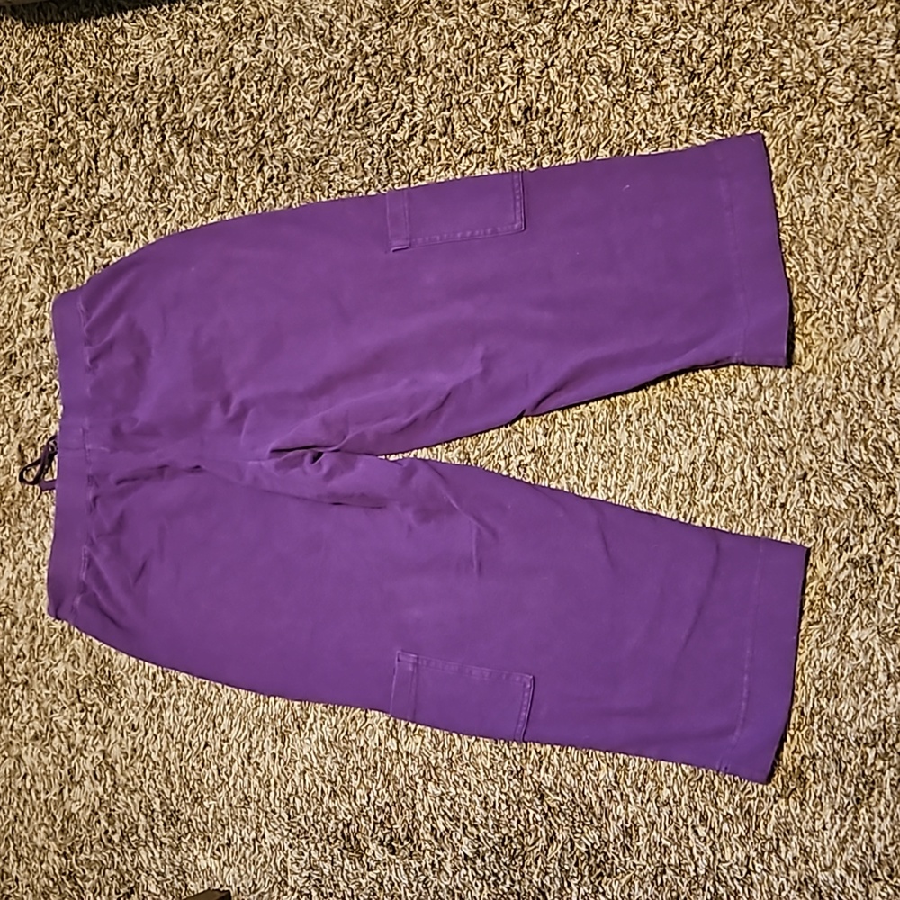 Basic Editions Capris - Picture 5 of 6